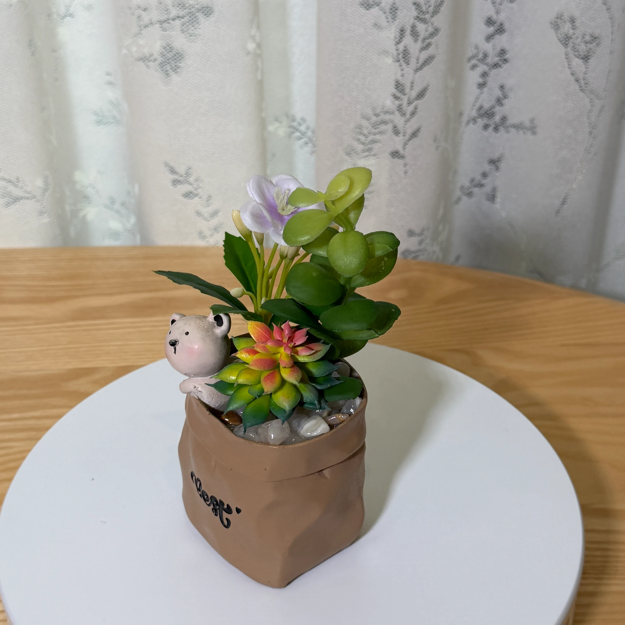 DR0141 (2) - Suculentas Artificiales con Figura de Oso