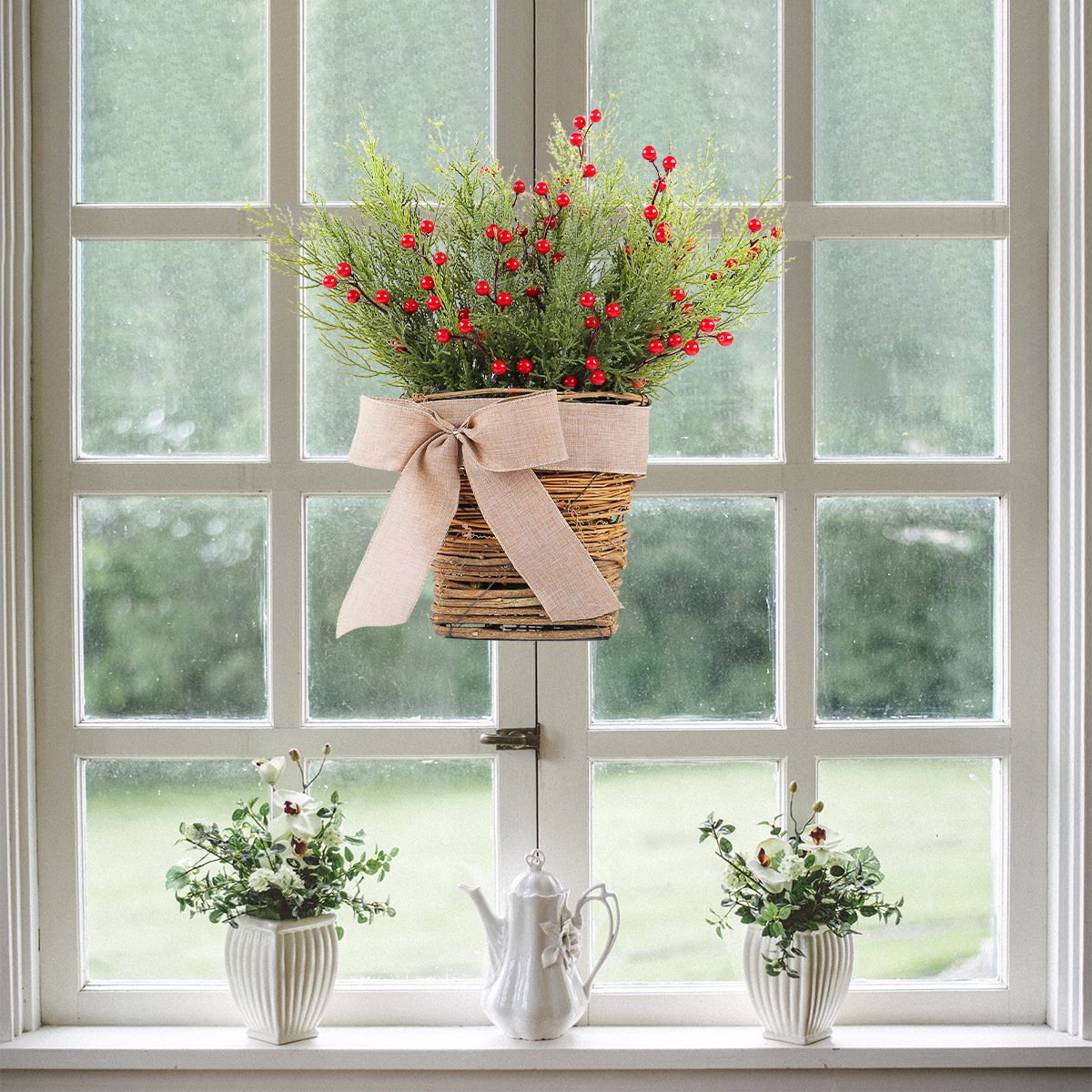 WCH0006 (1) - Cesta de Mimbre Navideña con Bayas Rojas