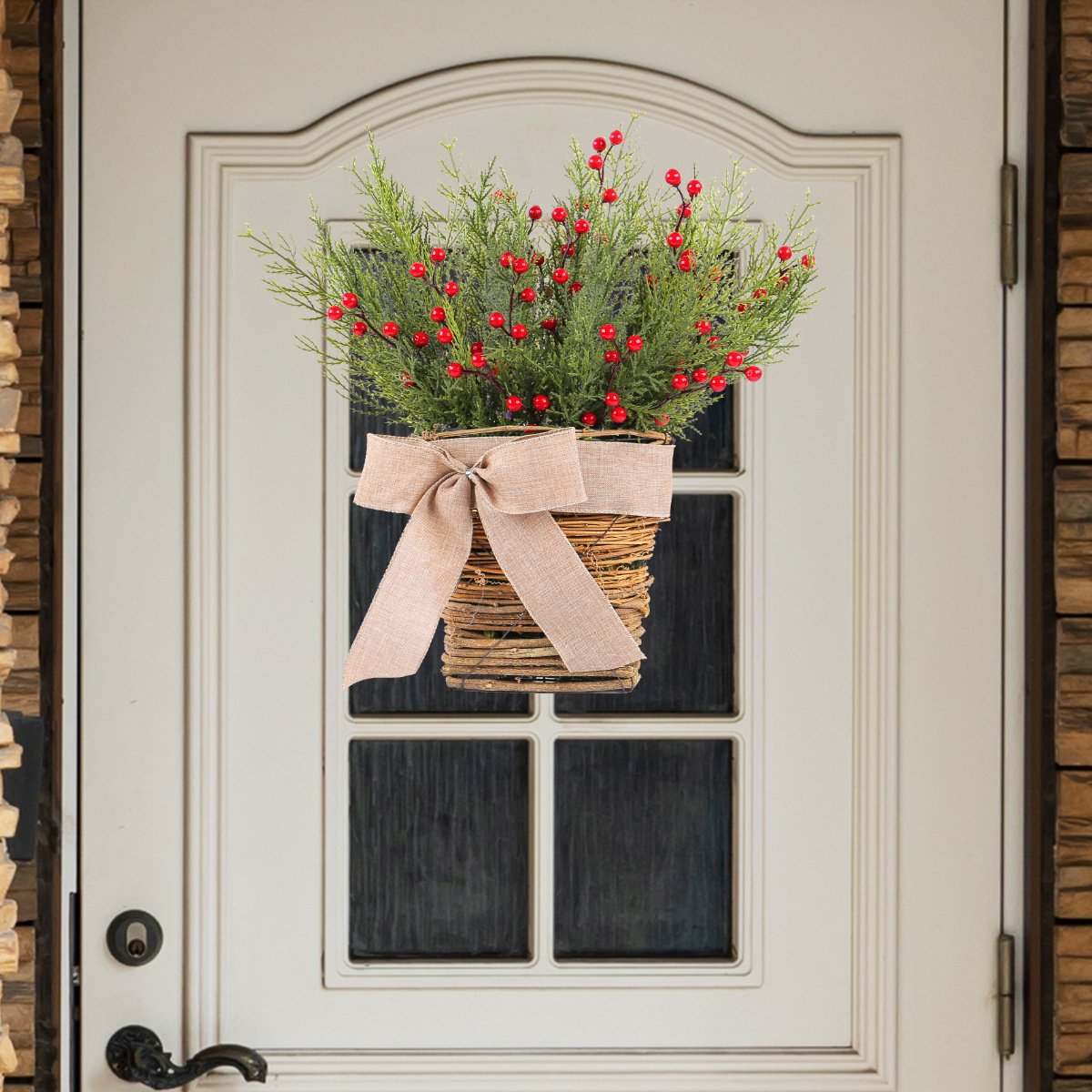 WCH0006 (3) - Cesta de Mimbre Navideña con Bayas Rojas